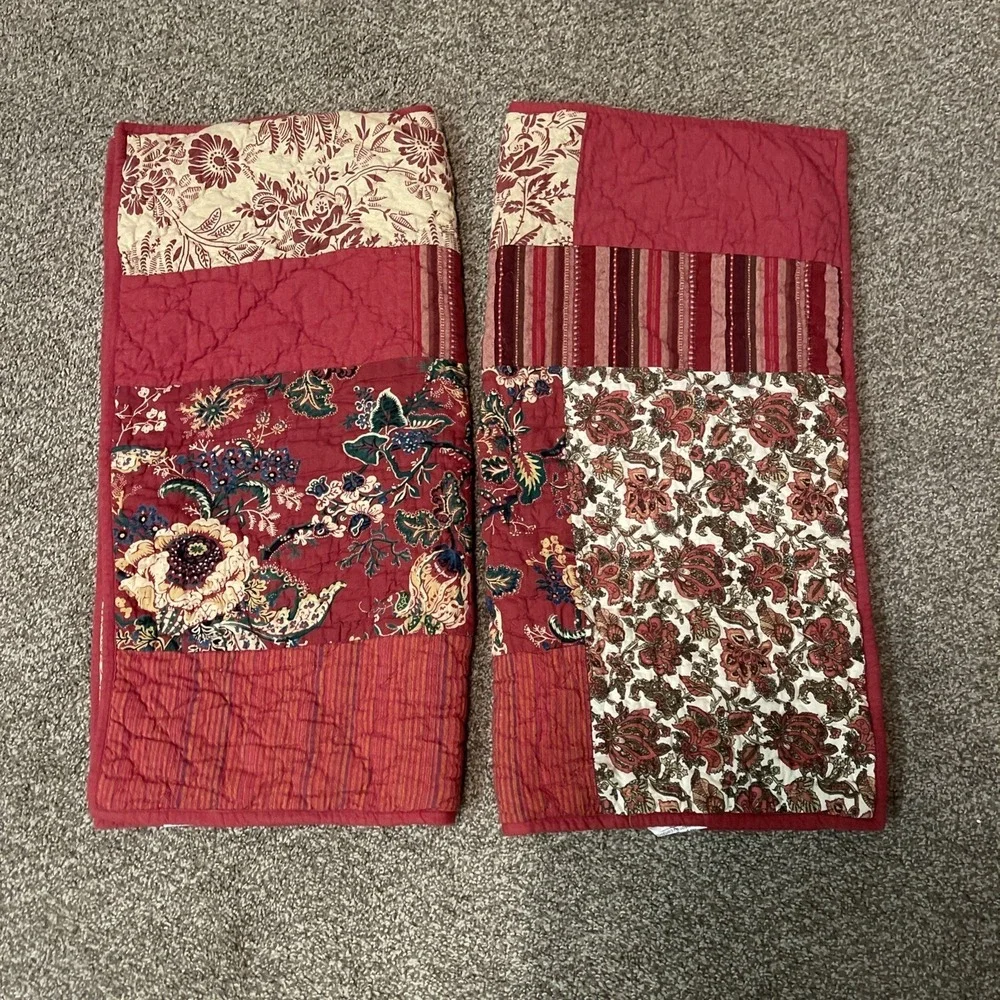 Pottery‎ Barn Set/2 Johanna RED Patchwork Quilted EURO Shams 26 X26 Set